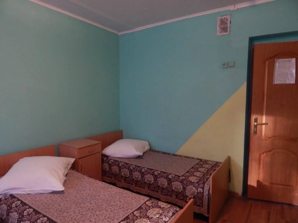 Hotel Kupalinka Hrodna Exterior foto